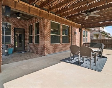 6715 Castillo Street - Photo Thumbnail 23
