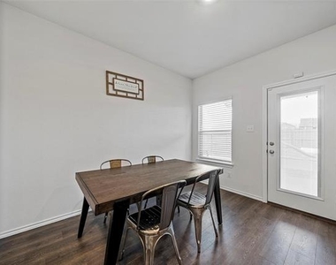813 Cottonwood Way - Photo Thumbnail 30