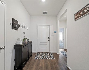 813 Cottonwood Way - Photo Thumbnail 38