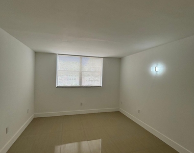 8002 Sw 149th Avenue - Photo Thumbnail 9