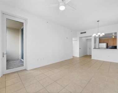 511 Se 5 Avenue - Photo Thumbnail 1