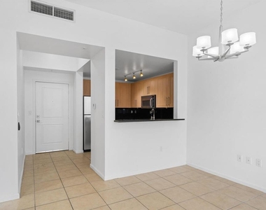 511 Se 5 Avenue - Photo Thumbnail 5