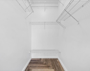 511 Se 5 Avenue - Photo Thumbnail 10