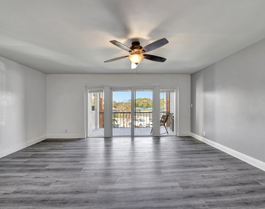 516 Osprey Drive - Photo Thumbnail 7