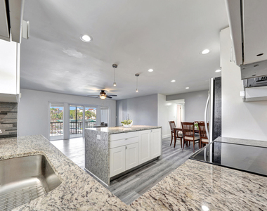 516 Osprey Drive - Photo Thumbnail 14