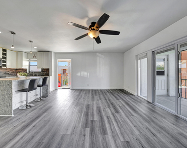 516 Osprey Drive - Photo Thumbnail 5