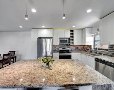 516 Osprey Drive - Photo Thumbnail 9