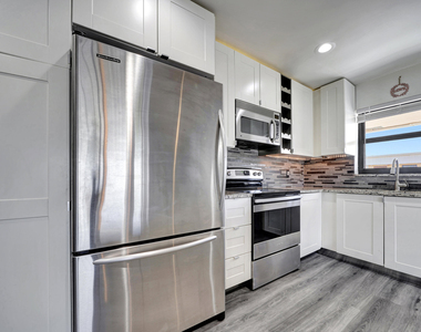516 Osprey Drive - Photo Thumbnail 12