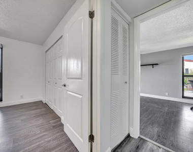 516 Osprey Drive - Photo Thumbnail 27