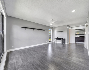 516 Osprey Drive - Photo Thumbnail 35