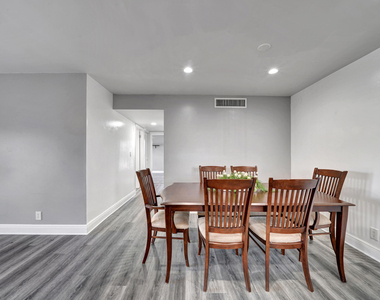 516 Osprey Drive - Photo Thumbnail 15