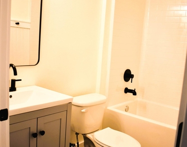 1217 Sw Marmore Avenue - Photo Thumbnail 9
