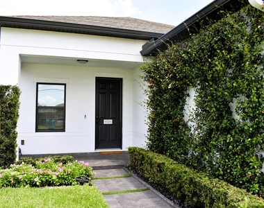 1217 Sw Marmore Avenue - Photo Thumbnail 28