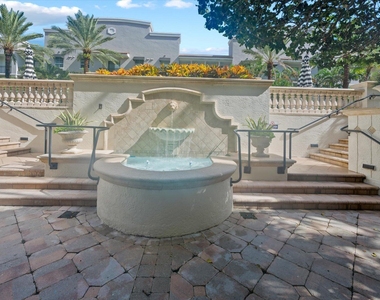 600 S Dixie Highway - Photo Thumbnail 21