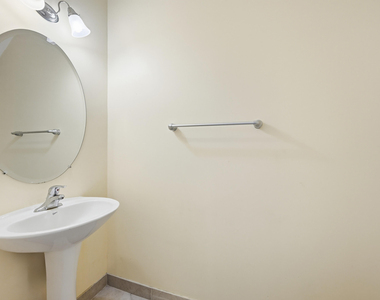 9056 Plymouth Place - Photo Thumbnail 13