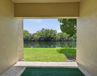 9056 Plymouth Place - Photo Thumbnail 25