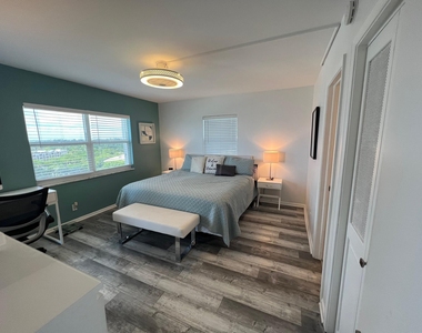 1500 S Ocean Boulevard - Photo Thumbnail 6