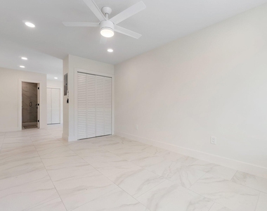 4015 Washington Road - Photo Thumbnail 29