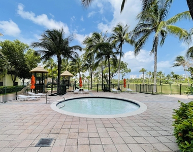 19900 E Country Club Drive - Photo Thumbnail 19