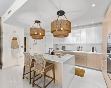 3100 N Ocean Drive - Photo Thumbnail 1