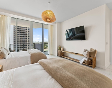 3100 N Ocean Drive - Photo Thumbnail 40