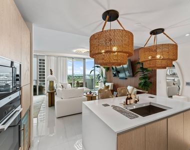 3100 N Ocean Drive - Photo Thumbnail 5