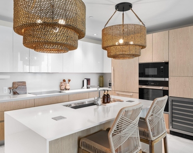 3100 N Ocean Drive - Photo Thumbnail 8