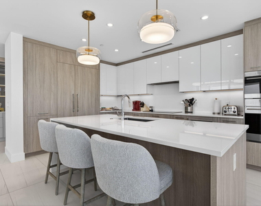 151 N Seabreeze Boulevard - Photo Thumbnail 12