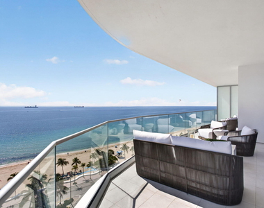 151 N Seabreeze Boulevard - Photo Thumbnail 2