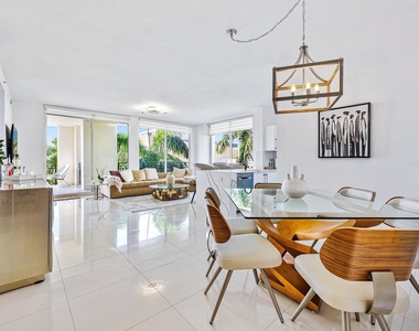 550 Okeechobee Boulevard - Photo Thumbnail 1