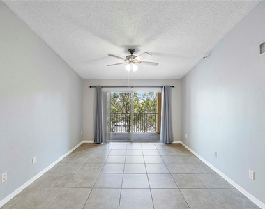 120 Yacht Club Way - Photo Thumbnail 7