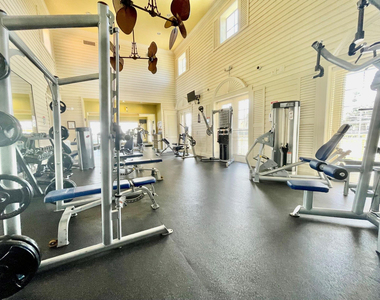 120 Yacht Club Way - Photo Thumbnail 22