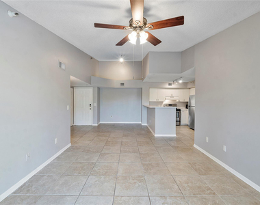 120 Yacht Club Way - Photo Thumbnail 3