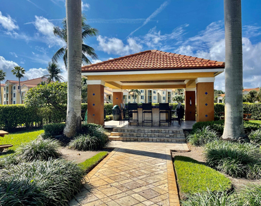 120 Yacht Club Way - Photo Thumbnail 26