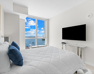 401 N Birch Road - Photo Thumbnail 9