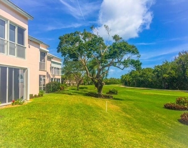 2707 Fairway Drive N - Photo Thumbnail 16