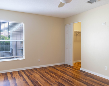 5009 Corsica Square - Photo Thumbnail 20