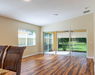 5009 Corsica Square - Photo Thumbnail 10