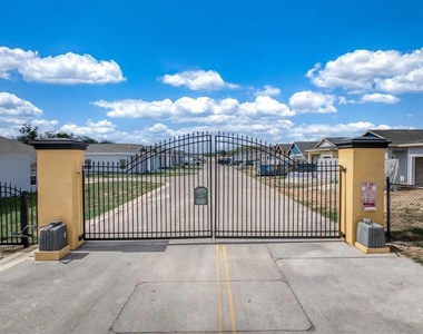 1450 Las Villas Boulevard - Photo Thumbnail 1