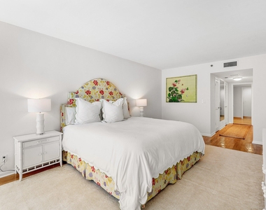529 S Flagler Drive - Photo Thumbnail 22