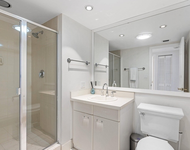 529 S Flagler Drive - Photo Thumbnail 17
