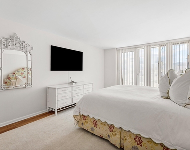 529 S Flagler Drive - Photo Thumbnail 21