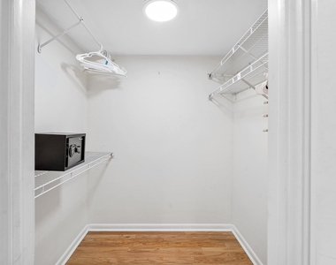 529 S Flagler Drive - Photo Thumbnail 24