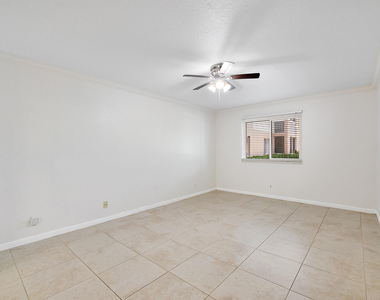 9777 Westview Drive - Photo Thumbnail 6