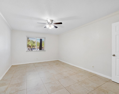 9777 Westview Drive - Photo Thumbnail 10
