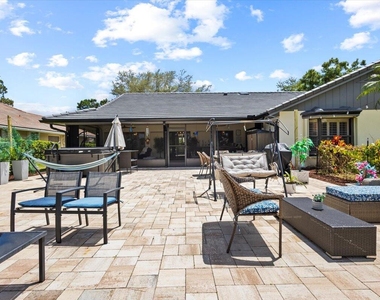 1345 Sw Cedar Cove - Photo Thumbnail 38