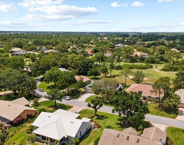 1345 Sw Cedar Cove - Photo Thumbnail 48