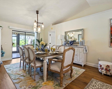 1345 Sw Cedar Cove - Photo Thumbnail 13