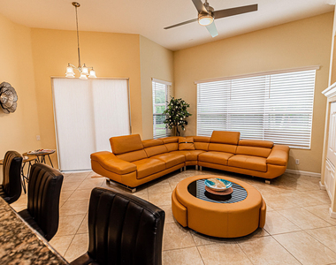 431 Nw Cool Water Court - Photo Thumbnail 5