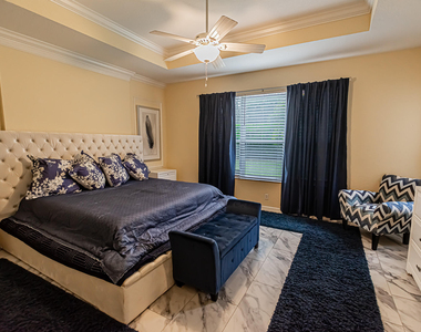 431 Nw Cool Water Court - Photo Thumbnail 7